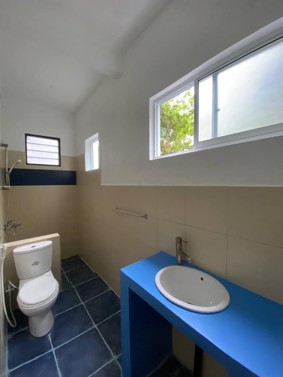 Pearl Villa Rooms And Hostel Unawatuna Exterior photo