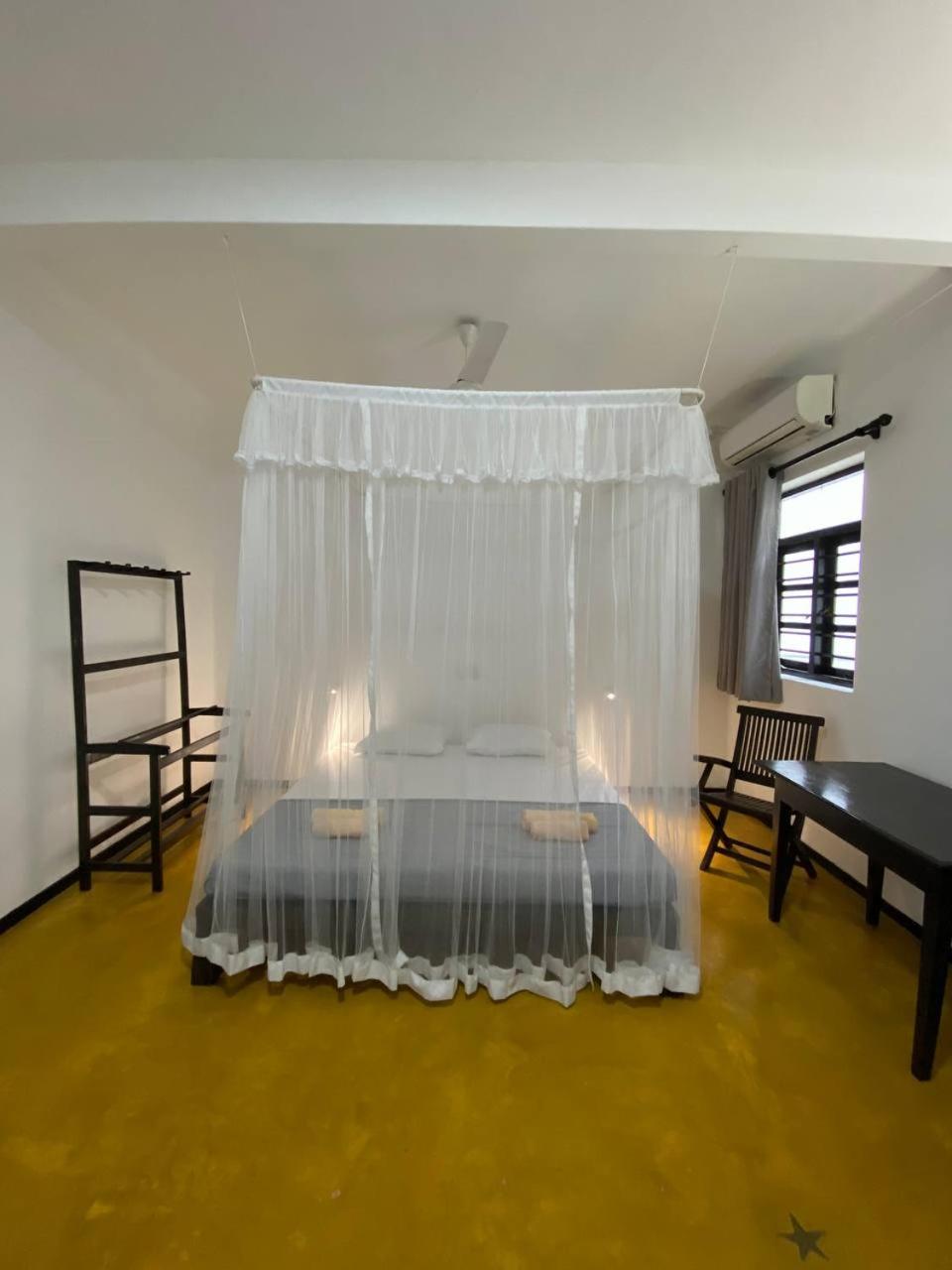 Pearl Villa Rooms And Hostel Unawatuna Exterior photo