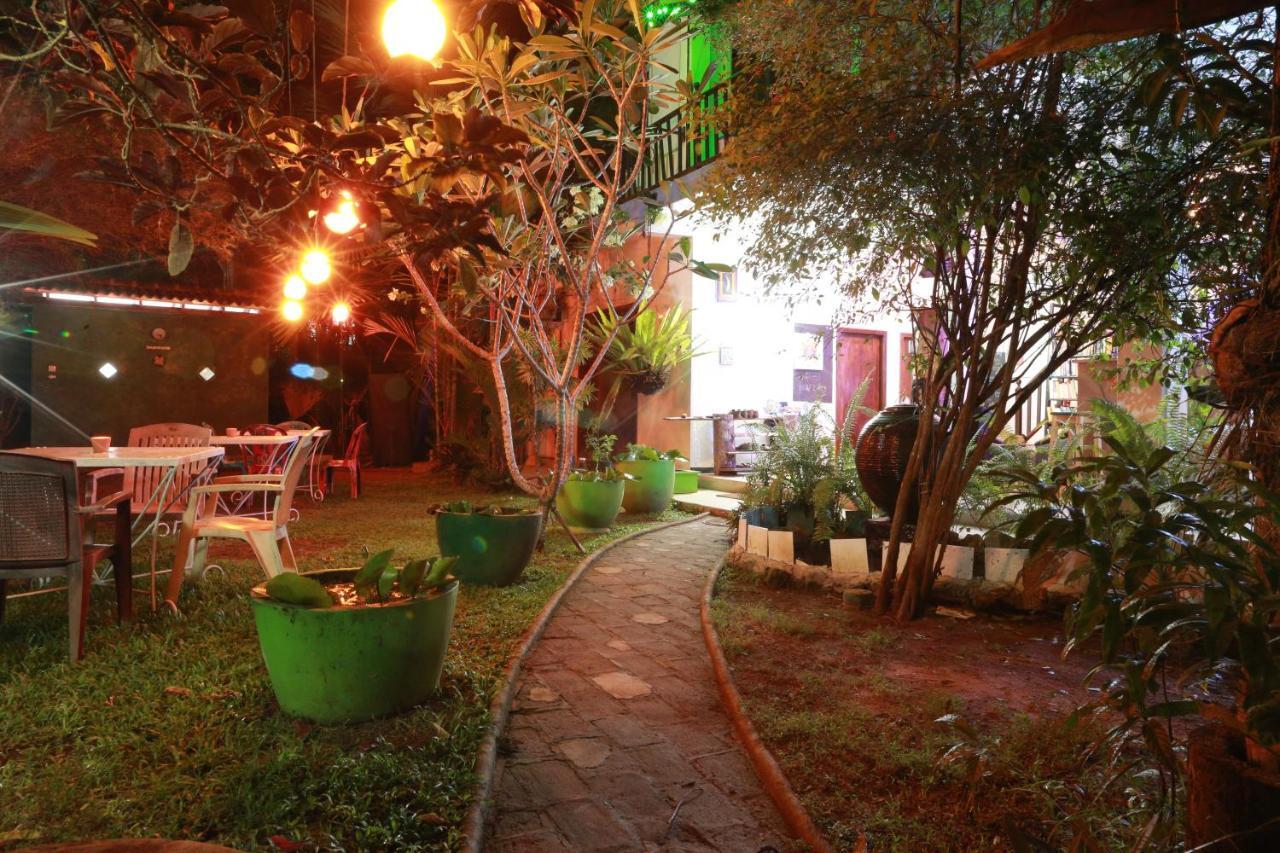 Pearl Villa Rooms And Hostel Unawatuna Exterior photo